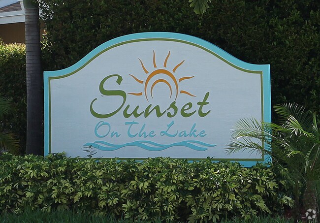 Photo - Sunset On The Lake