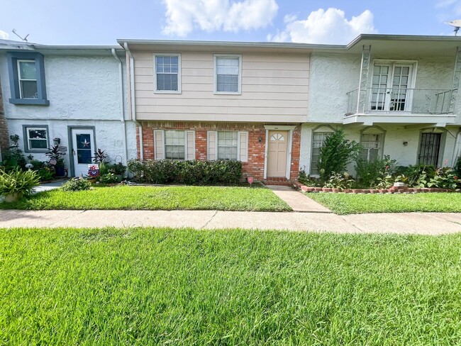 Photo - 12933 High Star Dr Condo