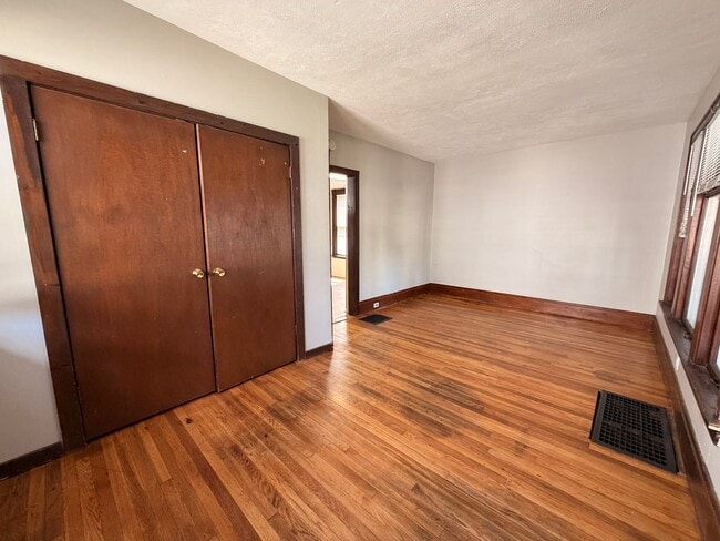Photo - 1140 Fremont Ave NW Unidad 1140 Fremont Ave NW  1