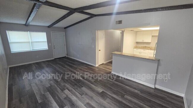 Photo - 3039 St Paul Dr