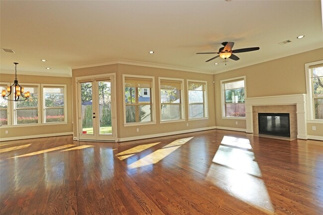 1611 Wakefield Dr