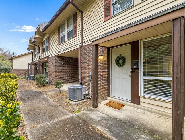 Photo - 500 Paragon Mills Rd Unidad E6