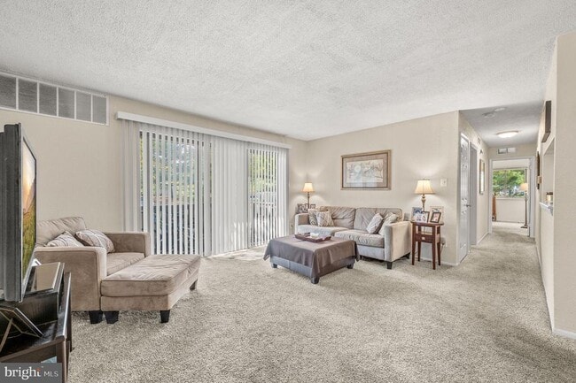 Photo - 105 Stockton Ct Unit 105