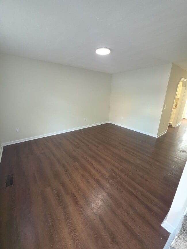 Photo - 1219 Byrne Ave Unit B