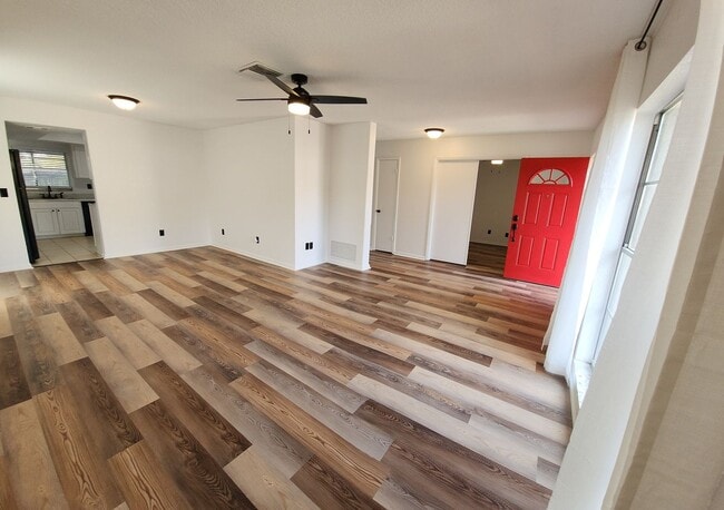 Photo - 14919 Old Pointe Rd