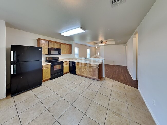 Photo - 100 Meadow Lark Ln