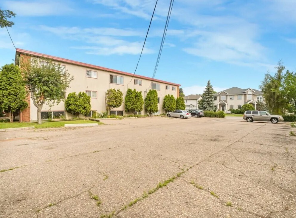 Photo - 9725-9130 130 Ave NW Unit 2