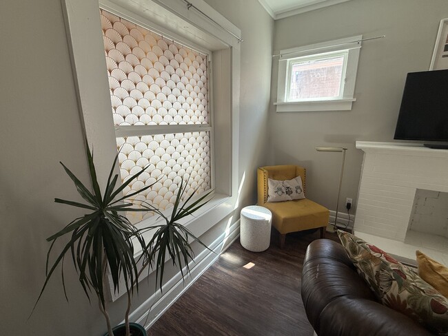 Photo - 1065 Colorado Blvd