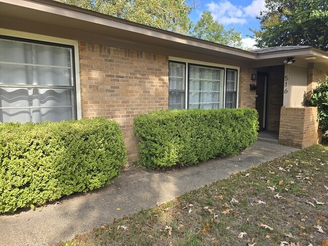 Photo - 516 Lehigh Pl