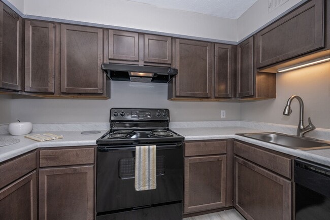 Photo - The Woodside Apartments