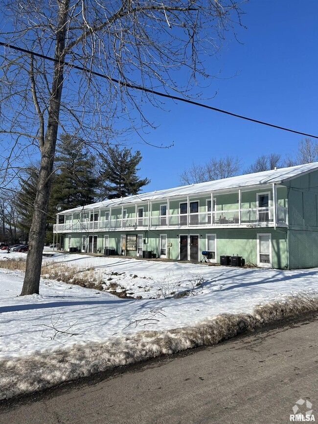 Building Photo - 211 Liebengood Rd Unit upstairs Rental