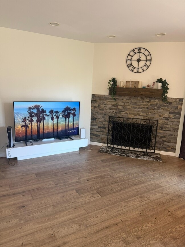 Photo - 507 Teal Plaza