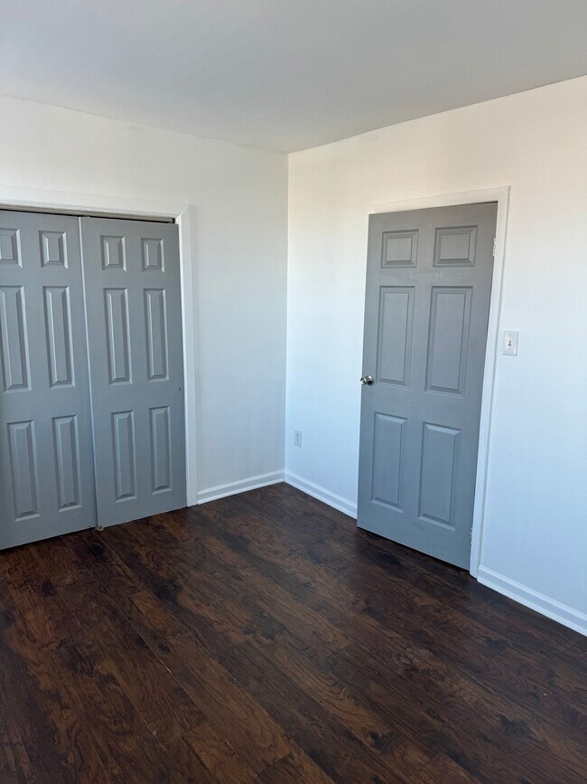 Photo - 424 E Girard Ave Unit 2nd F Rear