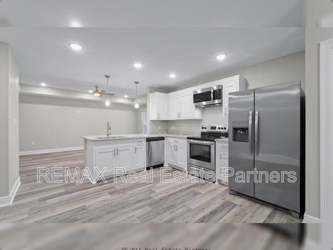 Photo - 15 Bellamy Ln