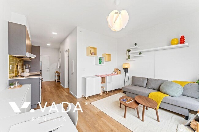 Photo - 1888 Scotia St Unité 1