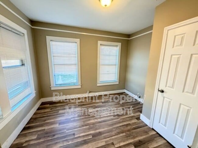 Photo - 6609 Avenue O