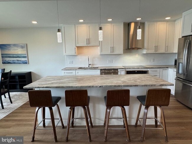 Photo - 1 President Point Dr Unit B2