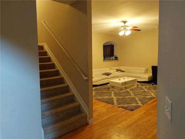 Photo - 13 Burns View Ct