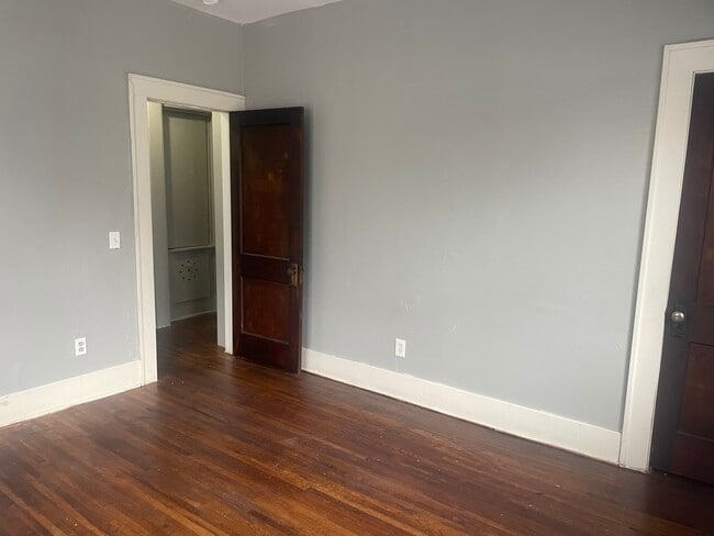 Photo - 223 S Phoenix Ave