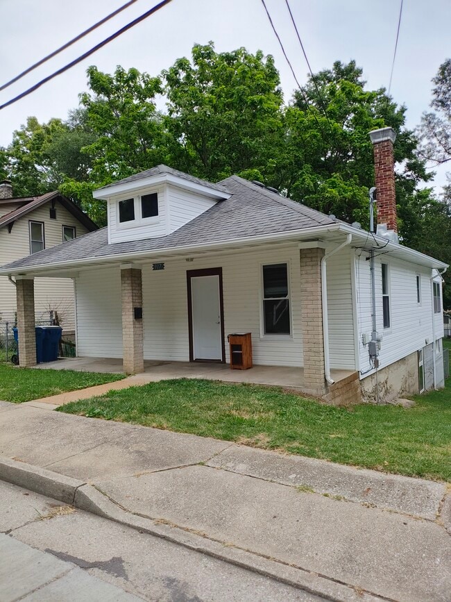Photo - 917 Dockery St House