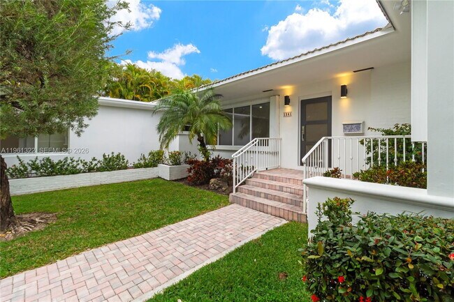 Photo - 1261 NE 98th St