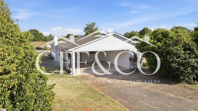 Photo - 117 Hendrix Dr