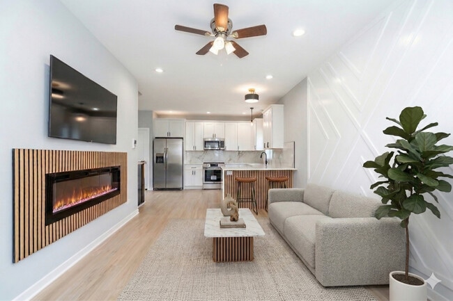 Photo - 3111 W Polk St Unit 2