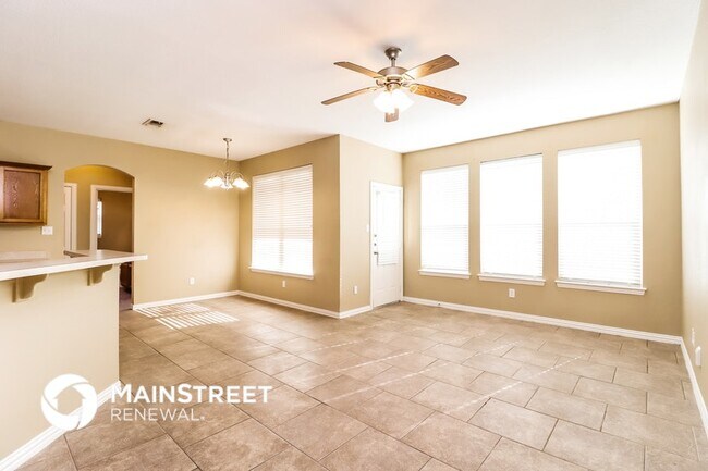Photo - 216 Kennedy Ct
