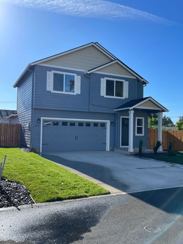 Photo - 1630 Zoe Ave House