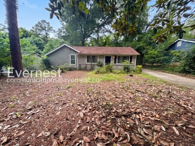Building Photo - 9007 Homewood Dr