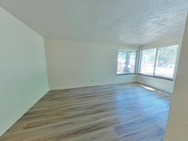 Photo - 3 Bedroom Duplex ~ Close to 9th Street ~ P... Unit 685 NW Linden