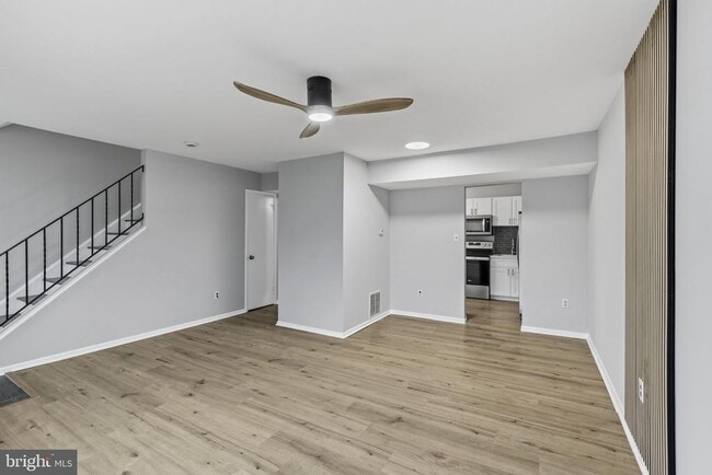 Photo - 341 Clarkson St