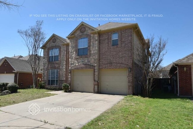 Building Photo - 10113 Pear St