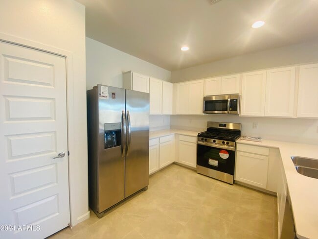 Photo - 5531 S 23rd Dr