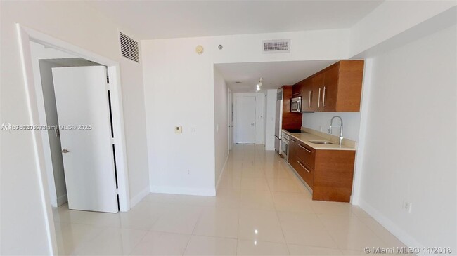 Photo - 465 Brickell Ave Condo Unit 504