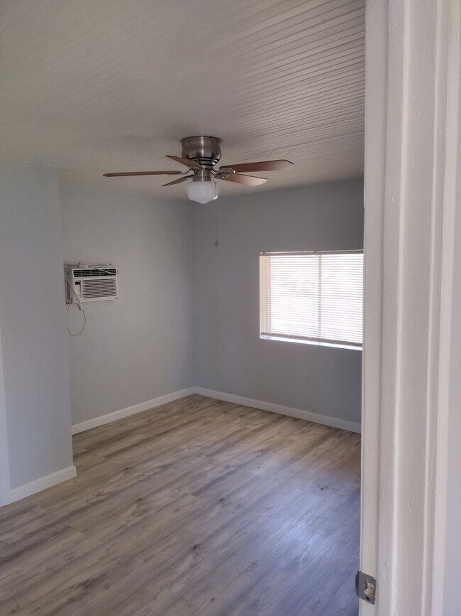 Photo - MOVE IN SPECIAL! Newly Remodeled 1 Bedroom Unit 1