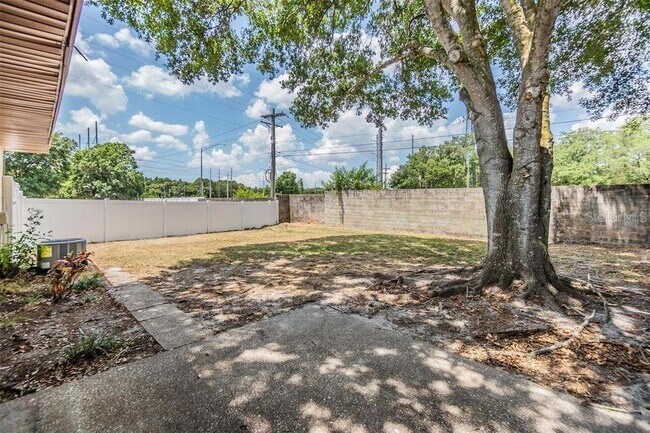 Photo - 3302 Laurel Dale Dr