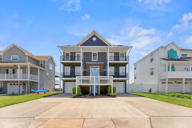 Photo - Grand View 115 Unit 1