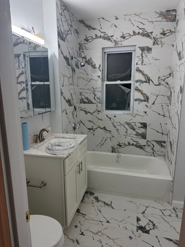 Bathroom - 10 Humphreys St Unit 2