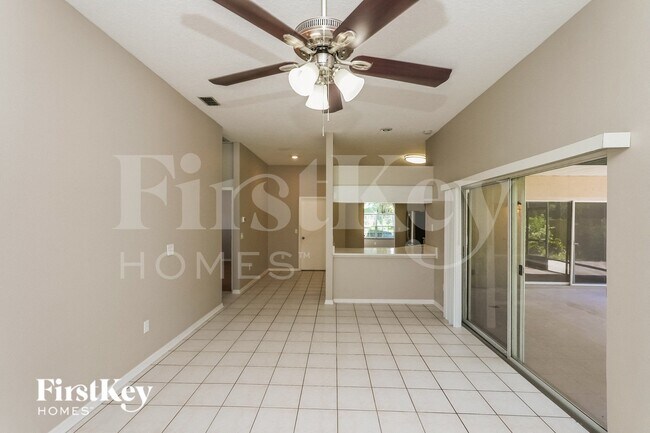 Photo - 9712 Glenpointe Dr