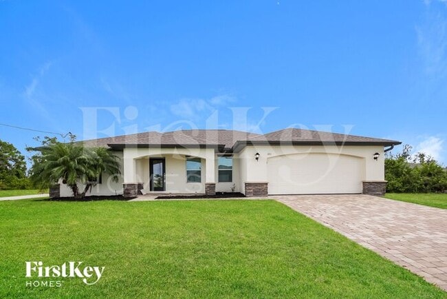 Building Photo - 1811 NW 22nd Ave Rental