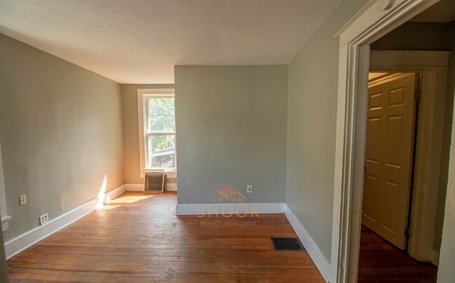 Photo - 822 N 7th St Unit 822 N 7th St -  B