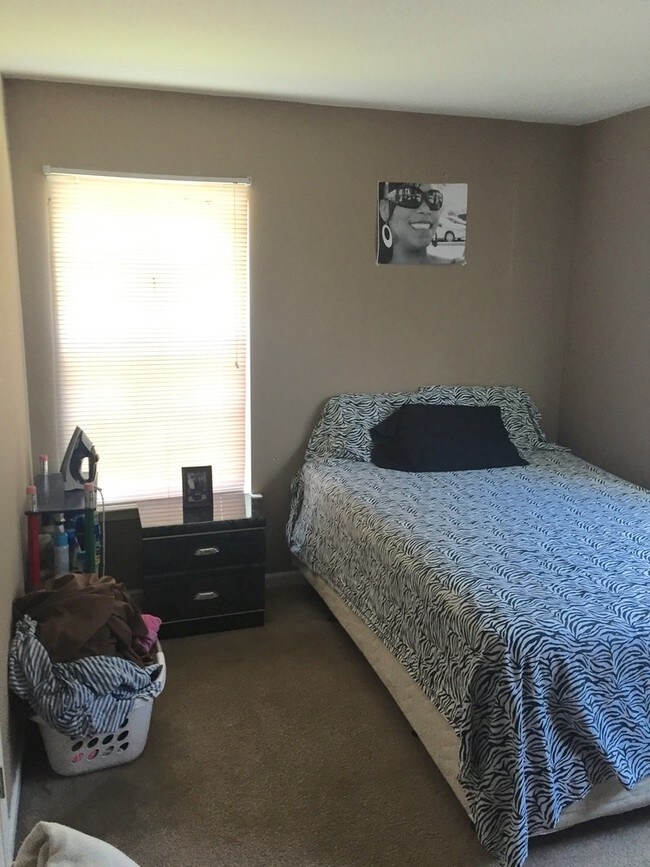 Photo - 100 Garden Spot Cir