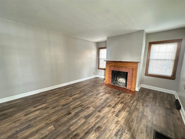 Photo - 332 E Esplanade Ave