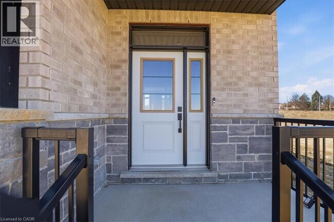 Photo - 127 Dunnigan Dr