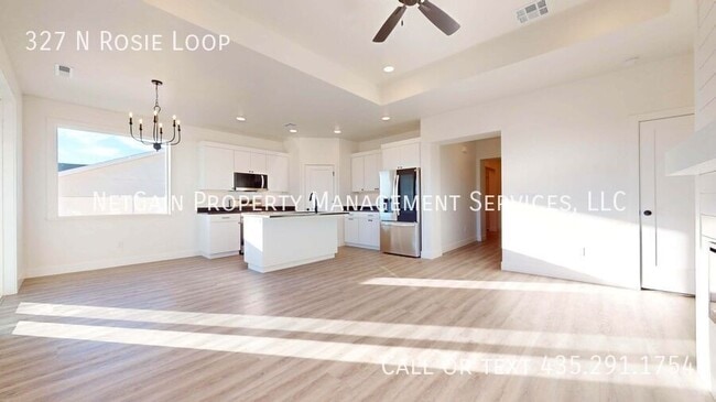 Photo - 327 N Rosie Lp