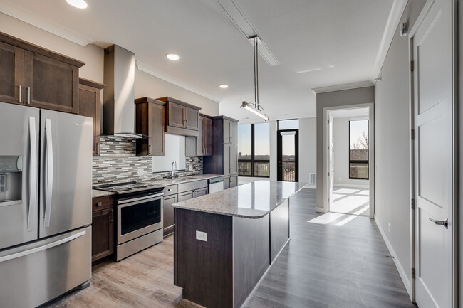 Building Photo - The Elmwood Rental