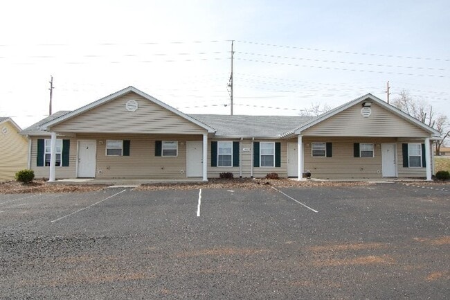 Building Photo - 1883 Liam Ct Unit A