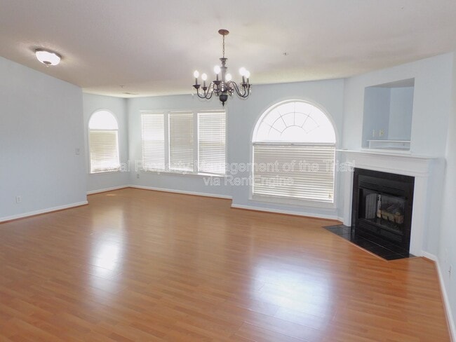 Photo - 150 James Rd Unit 3d