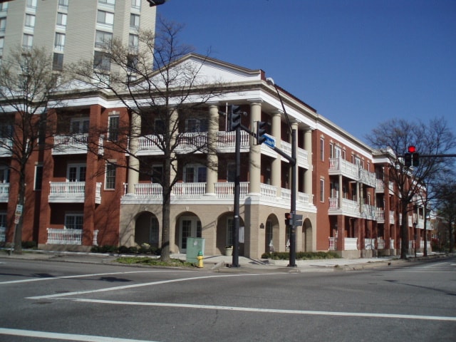 Building Photo - 450 W Princess Anne Rd